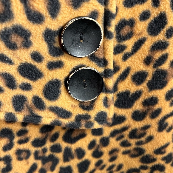 Cheetah designed Poncho (OS) - Picture 7 of 7